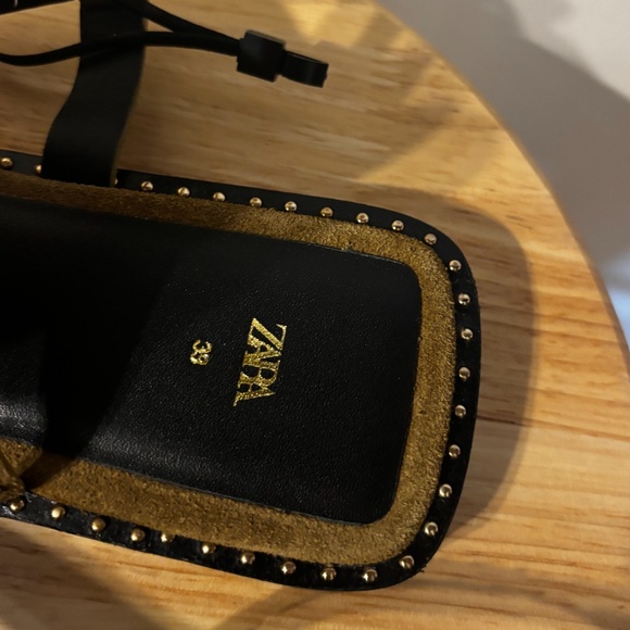 Zara khaki green flat real suede leather sandals with studs NWT - Picture 10 of 13